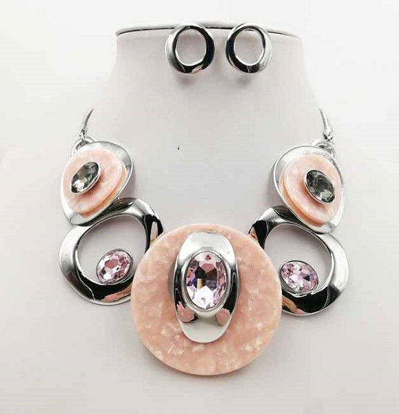 Silver and Light Pink Metal and Glass Stone Fashion Statement Necklace with Earrings ( 3323 SPK )