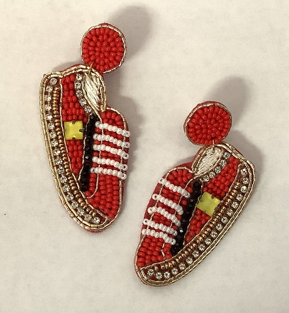 GOLD RED BEAD SHOE EARRINGS ( 600 RD )