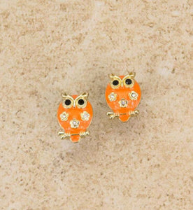 3/4" CORAL AND GOLD OWL STUD EARRINGS ( 6347 CRL )